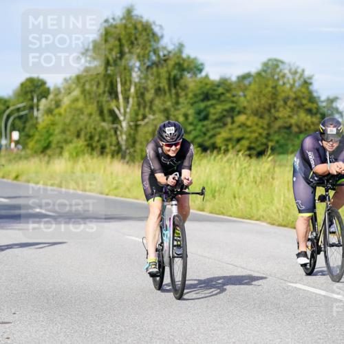 31.08.2025 - Elbe Triathlon Hamburg Michael Burmester http://msf.ph/oto/8667520 31.08.2025 09:42:46 Radfahren 268, 361, 490, 505, 522, 615, 629, 648, 715, 811, 884, 893 meine-sportfotos.de