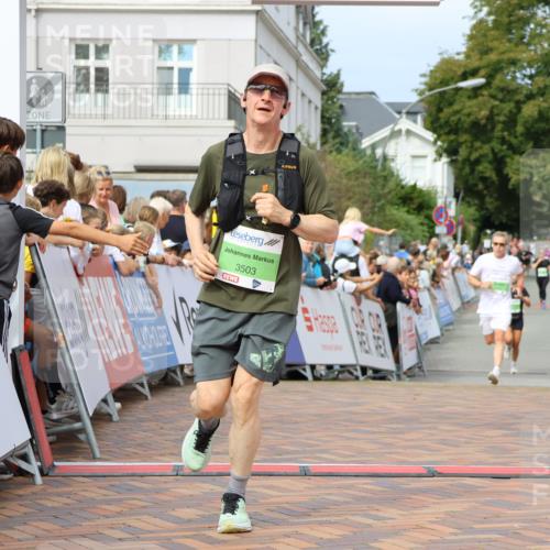31.08.2025 - 21. Blankeneser Heldenlauf Strokosch-Dieckow http://msf.ph/oto/8667535 31.08.2025 10:57:24 Ziel 3499, 3503 meine-sportfotos.de