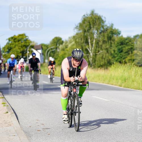 31.08.2025 - Elbe Triathlon Hamburg Michael Burmester http://msf.ph/oto/8667548 31.08.2025 09:42:54 Radfahren 311, 414, 438, 486, 490, 522, 629, 648, 665, 837, 882 meine-sportfotos.de