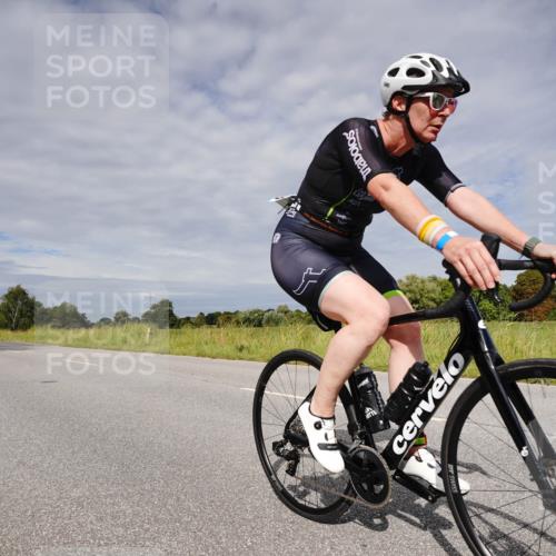 31.08.2025 - Elbe Triathlon Hamburg Michael Burmester http://msf.ph/oto/8667581 31.08.2025 10:52:02 Radfahren 1135, 1186, 1376, 1479, 1483, 1492 meine-sportfotos.de
