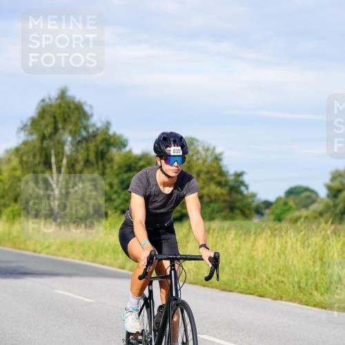 31.08.2025 - Elbe Triathlon Hamburg Michael Burmester http://msf.ph/oto/8667630 31.08.2025 09:43:26 Radfahren 249, 383, 519, 567, 680, 835, 888 meine-sportfotos.de