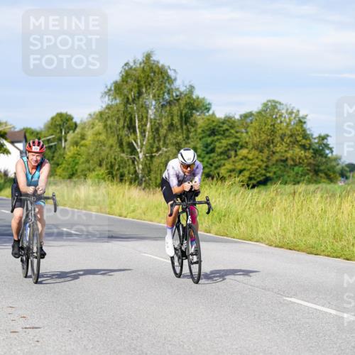 31.08.2025 - Elbe Triathlon Hamburg Michael Burmester http://msf.ph/oto/8667652 31.08.2025 09:43:30 Radfahren 282, 383, 461, 519, 567, 680, 888 meine-sportfotos.de