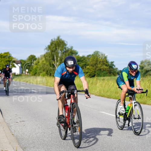 31.08.2025 - Elbe Triathlon Hamburg Michael Burmester http://msf.ph/oto/8667698 31.08.2025 09:43:37 Radfahren 282, 337, 461, 866, 913 meine-sportfotos.de
