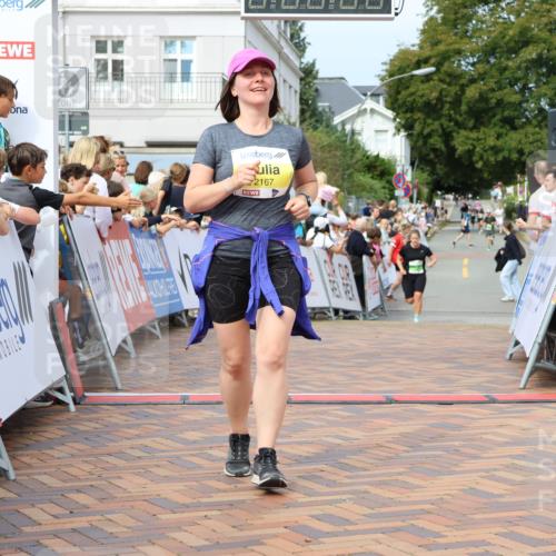 31.08.2025 - 21. Blankeneser Heldenlauf Strokosch-Dieckow http://msf.ph/oto/8667721 31.08.2025 10:57:08 Ziel 2167, 3502, 3419, 3194, 3117, 3157 meine-sportfotos.de