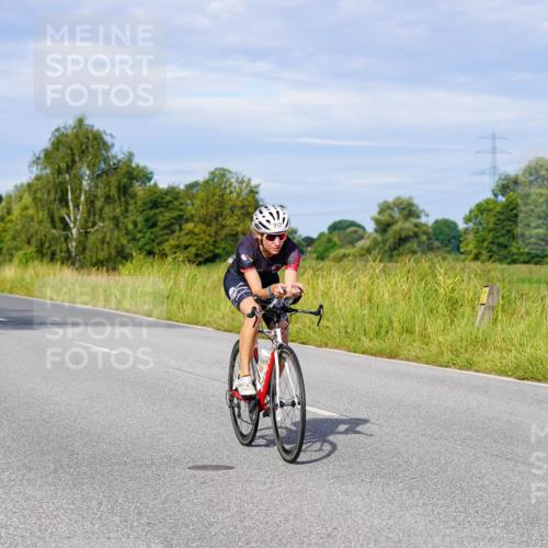 31.08.2025 - Elbe Triathlon Hamburg Michael Burmester http://msf.ph/oto/8667731 31.08.2025 09:43:42 Radfahren 337, 602, 800, 845, 866, 908, 913 meine-sportfotos.de