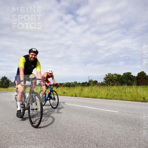 31.08.2025 - Elbe Triathlon Hamburg Michael Burmester http://msf.ph/oto/8667769 31.08.2025 10:56:21 Radfahren 1152, 1279, 1599 meine-sportfotos.de