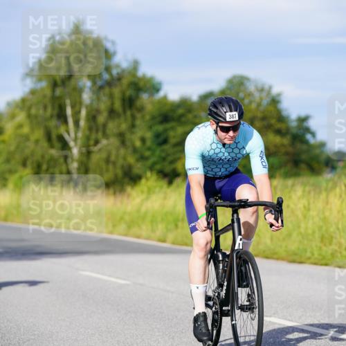 31.08.2025 - Elbe Triathlon Hamburg Michael Burmester http://msf.ph/oto/8667847 31.08.2025 09:44:29 Radfahren 360, 387, 667, 825, 919 meine-sportfotos.de