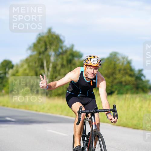 31.08.2025 - Elbe Triathlon Hamburg Michael Burmester http://msf.ph/oto/8667923 31.08.2025 09:44:56 Radfahren 292, 357, 527, 613, 617, 773 meine-sportfotos.de
