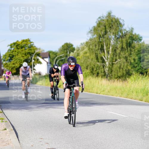 31.08.2025 - Elbe Triathlon Hamburg Michael Burmester http://msf.ph/oto/8667952 31.08.2025 09:45:05 Radfahren 409, 469, 646, 720, 896 meine-sportfotos.de