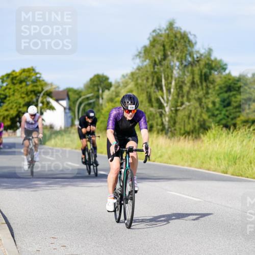 31.08.2025 - Elbe Triathlon Hamburg Michael Burmester http://msf.ph/oto/8667955 31.08.2025 09:45:05 Radfahren 409, 469, 646, 720, 896 meine-sportfotos.de