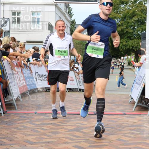 31.08.2025 - 21. Blankeneser Heldenlauf Strokosch-Dieckow http://msf.ph/oto/8668000 31.08.2025 10:56:43 Ziel 3399, 3704, 3394, 3086 meine-sportfotos.de