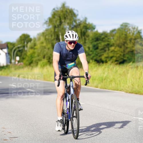 31.08.2025 - Elbe Triathlon Hamburg Michael Burmester http://msf.ph/oto/8668001 31.08.2025 09:45:16 Radfahren 427, 804, 911 meine-sportfotos.de