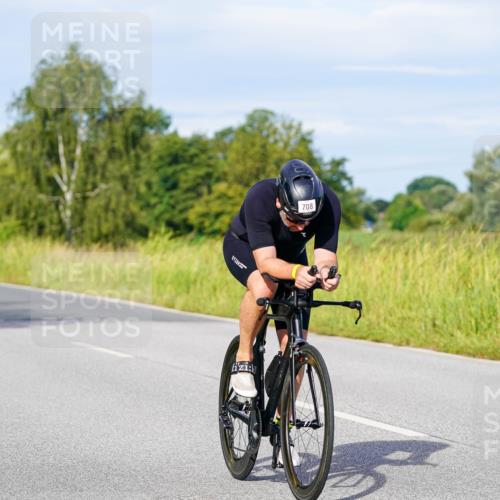 31.08.2025 - Elbe Triathlon Hamburg Michael Burmester http://msf.ph/oto/8668087 31.08.2025 09:45:38 Radfahren 392, 607, 633, 660, 700, 708, 786, 808, 826 meine-sportfotos.de