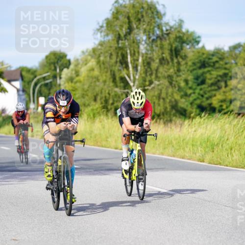 31.08.2025 - Elbe Triathlon Hamburg Michael Burmester http://msf.ph/oto/8668094 31.08.2025 09:45:40 Radfahren 392, 633, 660, 700, 708, 786, 808, 826 meine-sportfotos.de