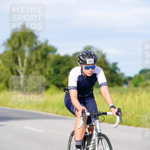 31.08.2025 - Elbe Triathlon Hamburg Michael Burmester http://msf.ph/oto/8668129 31.08.2025 09:45:49 Radfahren 305, 534, 588, 905, 930 meine-sportfotos.de