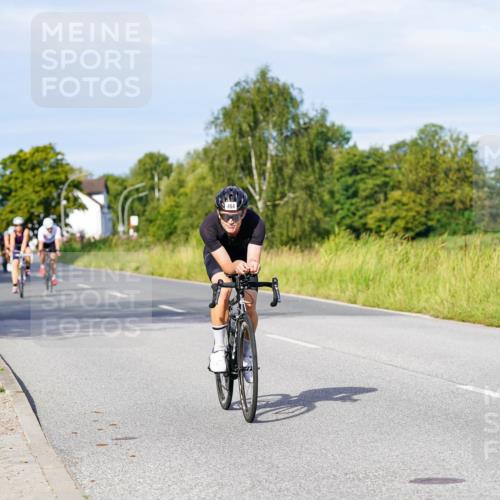 31.08.2025 - Elbe Triathlon Hamburg Michael Burmester http://msf.ph/oto/8668169 31.08.2025 09:46:04 Radfahren 463, 464, 466, 553, 600, 712, 740, 803, 868, 876, 906 meine-sportfotos.de