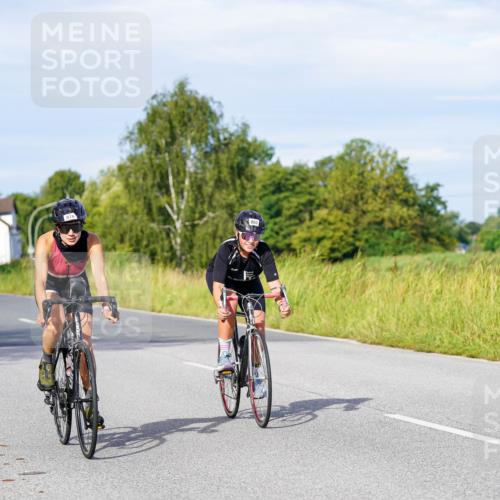 31.08.2025 - Elbe Triathlon Hamburg Michael Burmester http://msf.ph/oto/8668209 31.08.2025 09:46:10 Radfahren 463, 553, 600, 740, 803, 820, 876, 906 meine-sportfotos.de