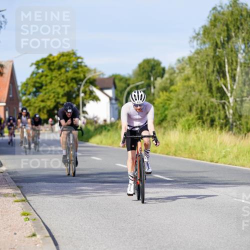 31.08.2025 - Elbe Triathlon Hamburg Michael Burmester http://msf.ph/oto/8668273 31.08.2025 09:46:26 Radfahren 280, 286, 419, 421, 439, 494, 599, 684, 909 meine-sportfotos.de