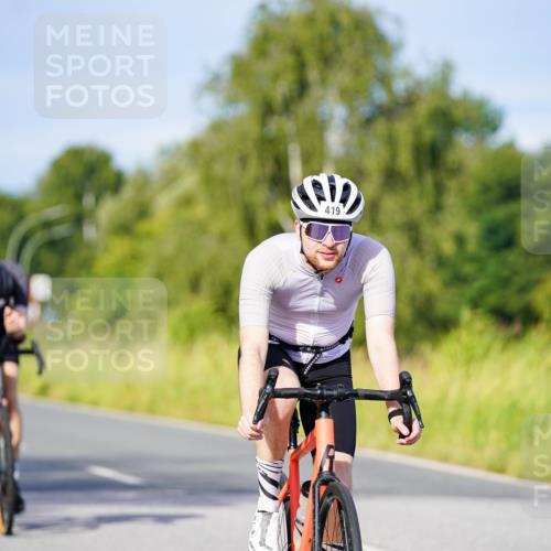 31.08.2025 - Elbe Triathlon Hamburg Michael Burmester http://msf.ph/oto/8668280 31.08.2025 09:46:27 Radfahren 286, 419, 421, 439, 494, 599, 684, 909 meine-sportfotos.de