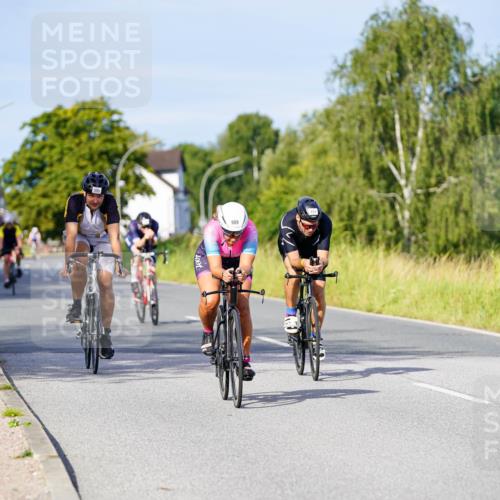 31.08.2025 - Elbe Triathlon Hamburg Michael Burmester http://msf.ph/oto/8668288 31.08.2025 09:46:30 Radfahren 419, 421, 439, 494, 599, 666, 909 meine-sportfotos.de