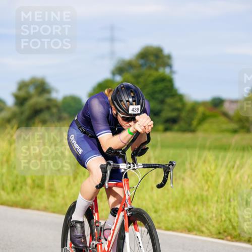 31.08.2025 - Elbe Triathlon Hamburg Michael Burmester http://msf.ph/oto/8668296 31.08.2025 09:46:33 Radfahren 394, 439, 494, 599, 666, 816, 909 meine-sportfotos.de