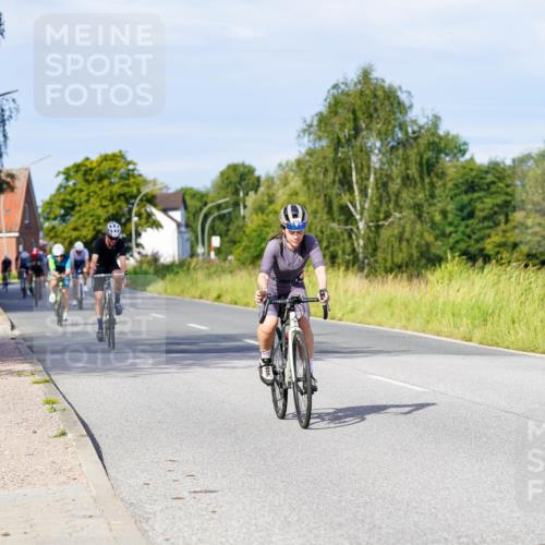 31.08.2025 - Elbe Triathlon Hamburg Michael Burmester http://msf.ph/oto/8668311 31.08.2025 09:46:38 Radfahren 284, 329, 394, 666, 750, 771, 816 meine-sportfotos.de