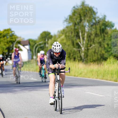 31.08.2025 - Elbe Triathlon Hamburg Michael Burmester http://msf.ph/oto/8668414 31.08.2025 09:47:07 Radfahren 290, 458, 531, 655, 691, 731, 760, 777, 792 meine-sportfotos.de