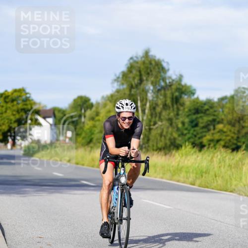 31.08.2025 - Elbe Triathlon Hamburg Michael Burmester http://msf.ph/oto/8668476 31.08.2025 09:47:24 Radfahren 516, 545, 636 meine-sportfotos.de