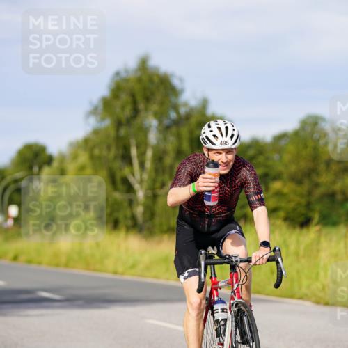31.08.2025 - Elbe Triathlon Hamburg Michael Burmester http://msf.ph/oto/8668543 31.08.2025 09:47:55 Radfahren 285, 374, 495, 568, 790 meine-sportfotos.de