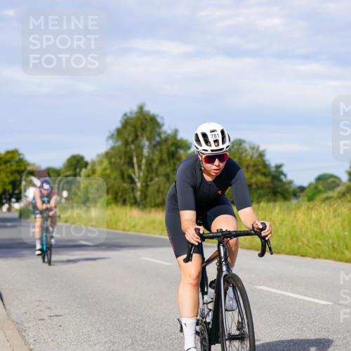 31.08.2025 - Elbe Triathlon Hamburg Michael Burmester http://msf.ph/oto/8668586 31.08.2025 09:48:05 Radfahren 285, 315, 528, 781, 901 meine-sportfotos.de