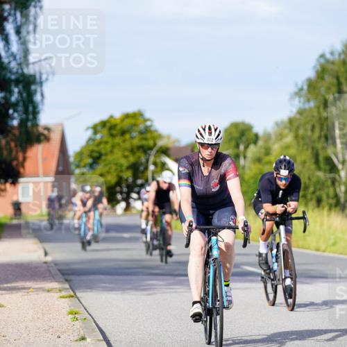 31.08.2025 - Elbe Triathlon Hamburg Michael Burmester http://msf.ph/oto/8668702 31.08.2025 09:48:45 Radfahren 322, 407, 515, 656, 739, 742, 931 meine-sportfotos.de
