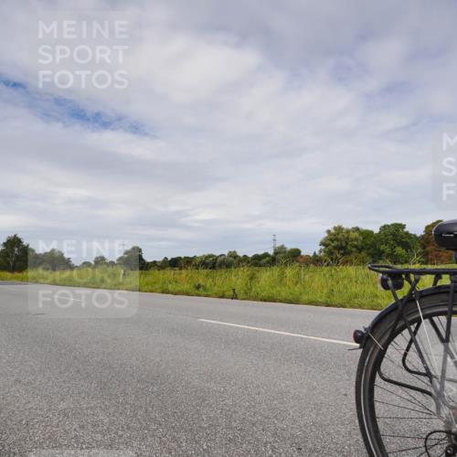 31.08.2025 - Elbe Triathlon Hamburg Michael Burmester http://msf.ph/oto/8668777 31.08.2025 11:26:44 Radfahren 1574, 1618 meine-sportfotos.de