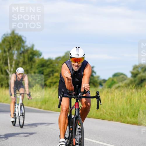 31.08.2025 - Elbe Triathlon Hamburg Michael Burmester http://msf.ph/oto/8668787 31.08.2025 09:49:06 Radfahren 319, 428, 532, 614, 726, 727 meine-sportfotos.de