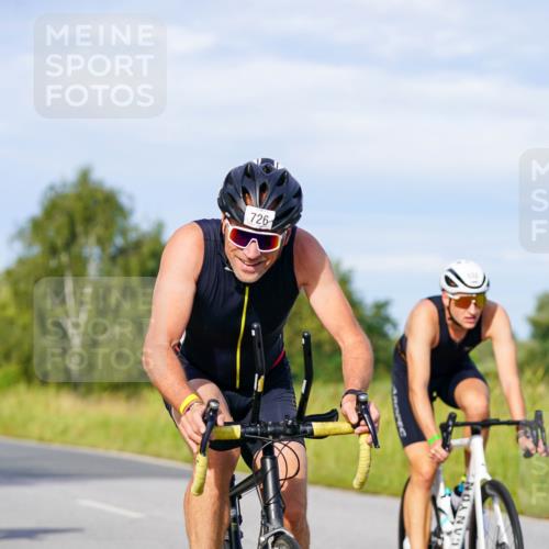 31.08.2025 - Elbe Triathlon Hamburg Michael Burmester http://msf.ph/oto/8668791 31.08.2025 09:49:06 Radfahren 319, 428, 532, 614, 726, 727 meine-sportfotos.de