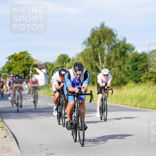 31.08.2025 - Elbe Triathlon Hamburg Michael Burmester http://msf.ph/oto/8668834 31.08.2025 09:49:20 Radfahren 173, 310, 330, 412, 416, 468, 595, 603, 658, 762, 778 meine-sportfotos.de