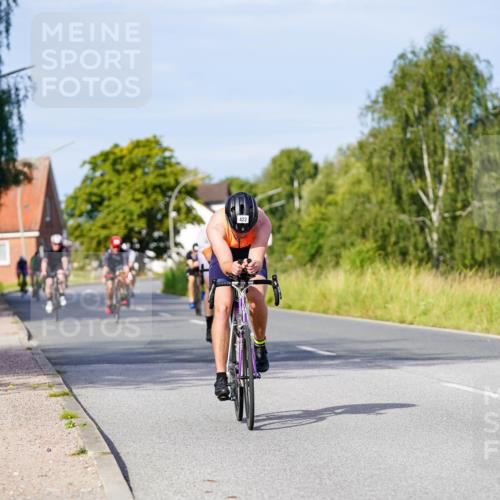 31.08.2025 - Elbe Triathlon Hamburg Michael Burmester http://msf.ph/oto/8668867 31.08.2025 09:49:28 Radfahren 173, 365, 422, 426, 430, 537, 594, 762, 783 meine-sportfotos.de