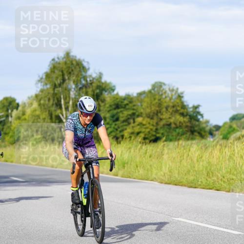 31.08.2025 - Elbe Triathlon Hamburg Michael Burmester http://msf.ph/oto/8668917 31.08.2025 09:49:38 Radfahren 410, 783, 834, 892, 914 meine-sportfotos.de