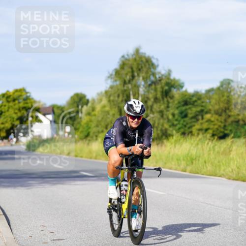 31.08.2025 - Elbe Triathlon Hamburg Michael Burmester http://msf.ph/oto/8668931 31.08.2025 09:49:41 Radfahren 834, 892, 914 meine-sportfotos.de