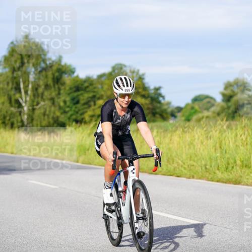 31.08.2025 - Elbe Triathlon Hamburg Michael Burmester http://msf.ph/oto/8668935 31.08.2025 09:49:56 Radfahren 504, 899 meine-sportfotos.de