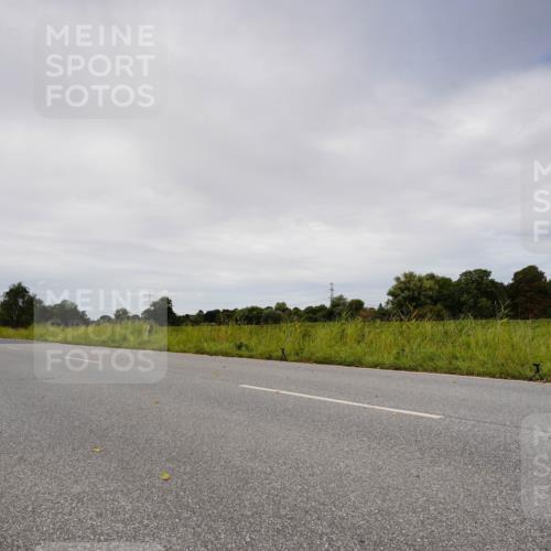 31.08.2025 - Elbe Triathlon Hamburg Michael Burmester http://msf.ph/oto/8668959 31.08.2025 12:39:18 Radfahren 1645 meine-sportfotos.de