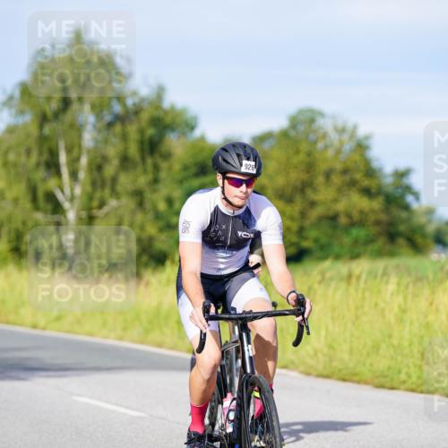 31.08.2025 - Elbe Triathlon Hamburg Michael Burmester http://msf.ph/oto/8668997 31.08.2025 09:50:12 Radfahren 638, 671, 871, 926 meine-sportfotos.de