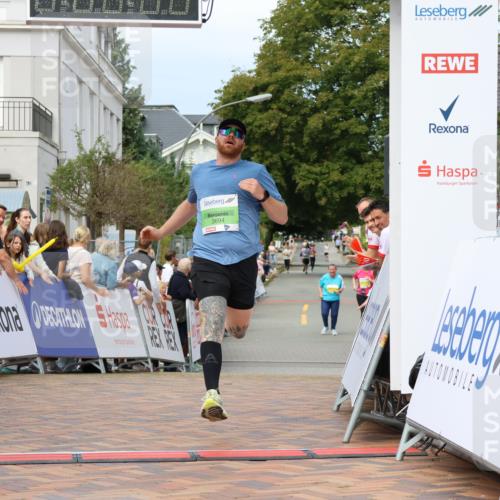 31.08.2025 - 21. Blankeneser Heldenlauf Strokosch-Dieckow http://msf.ph/oto/8669004 31.08.2025 10:55:53 Ziel 3115, 3694 meine-sportfotos.de