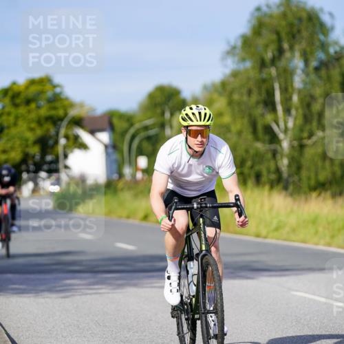 31.08.2025 - Elbe Triathlon Hamburg Michael Burmester http://msf.ph/oto/8669029 31.08.2025 09:50:28 Radfahren 429, 480, 502, 847 meine-sportfotos.de