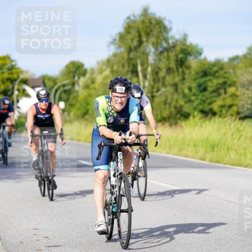 31.08.2025 - Elbe Triathlon Hamburg Michael Burmester http://msf.ph/oto/8669099 31.08.2025 09:50:49 Radfahren 397, 470, 596, 689, 730, 735, 812, 832, 861, 918 meine-sportfotos.de