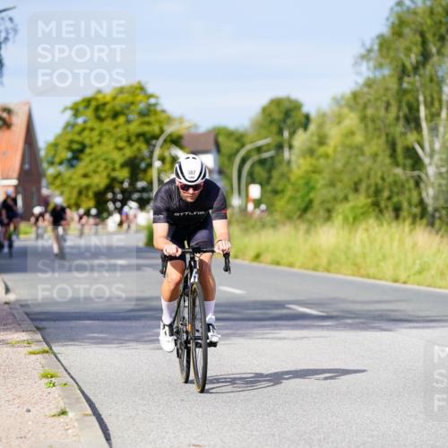 31.08.2025 - Elbe Triathlon Hamburg Michael Burmester http://msf.ph/oto/8669173 31.08.2025 09:51:17 Radfahren 456, 507, 810 meine-sportfotos.de
