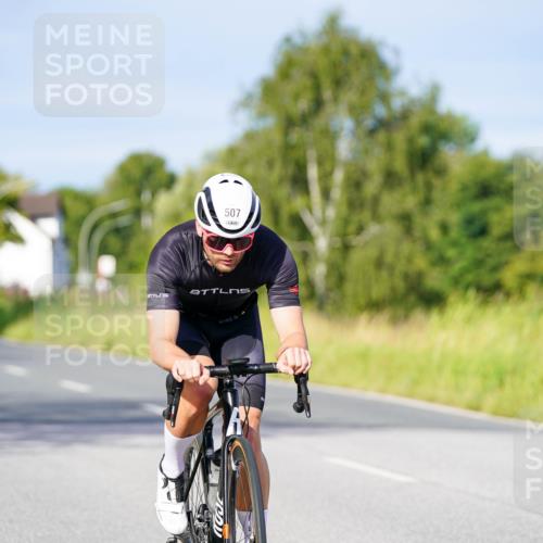 31.08.2025 - Elbe Triathlon Hamburg Michael Burmester http://msf.ph/oto/8669175 31.08.2025 09:51:17 Radfahren 456, 507, 810 meine-sportfotos.de