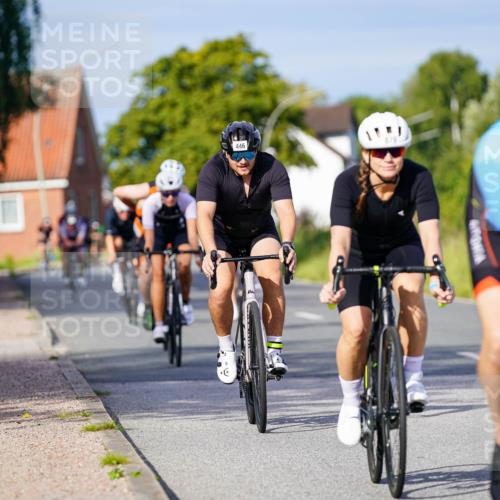 31.08.2025 - Elbe Triathlon Hamburg Michael Burmester http://msf.ph/oto/8669200 31.08.2025 09:51:30 Radfahren 446, 493, 557, 693, 752, 769, 801, 814, 818, 836, 879 meine-sportfotos.de