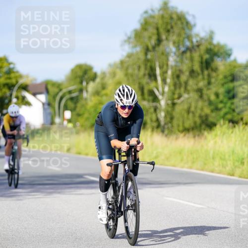 31.08.2025 - Elbe Triathlon Hamburg Michael Burmester http://msf.ph/oto/8669213 31.08.2025 09:51:34 Radfahren 372, 435, 446, 493, 512, 529, 557, 693, 752, 801, 814, 818, 836, 879, 890 meine-sportfotos.de