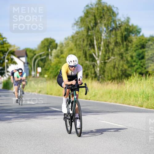 31.08.2025 - Elbe Triathlon Hamburg Michael Burmester http://msf.ph/oto/8669220 31.08.2025 09:51:35 Radfahren 372, 435, 482, 493, 512, 529, 557, 693, 752, 801, 818, 836, 890 meine-sportfotos.de