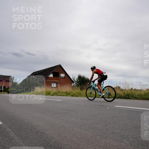 31.08.2025 - Elbe Triathlon Hamburg Michael Burmester http://msf.ph/oto/8669230 31.08.2025 14:12:21 Radfahren 125, 148, 152 meine-sportfotos.de